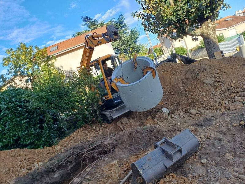 Travaux de terrassement pleine masse en profondeur pour la construction d’un garage à Lagnieu dans l’Ain